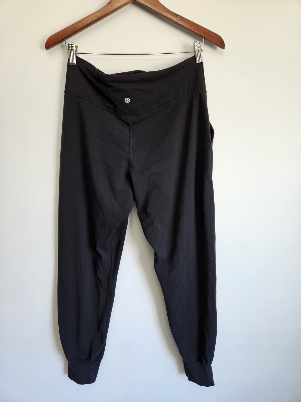 lululemon athletica Black High-Rise Joggers - Picture 5 of 7
